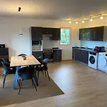 Apartamento Promedklinik 1 *